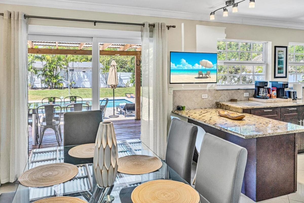 Holiday home Stunning Tropical Pool House Delray Near The