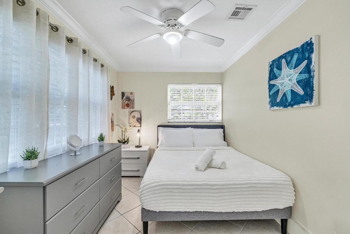 Stunning Tropical Pool House Delray Near The Holiday home *