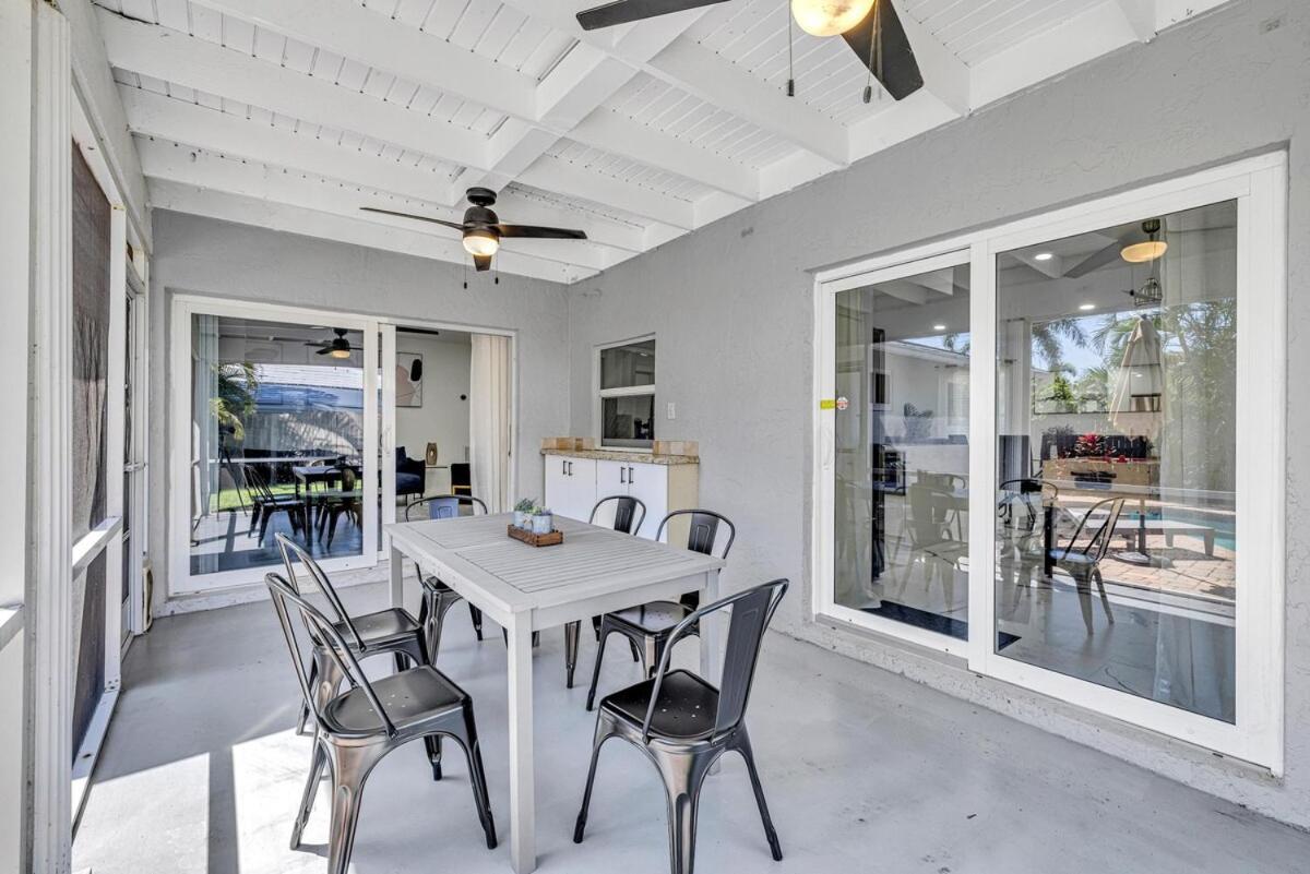 Wonderful Tropical Pool House In Delray Near Ocean Holiday home