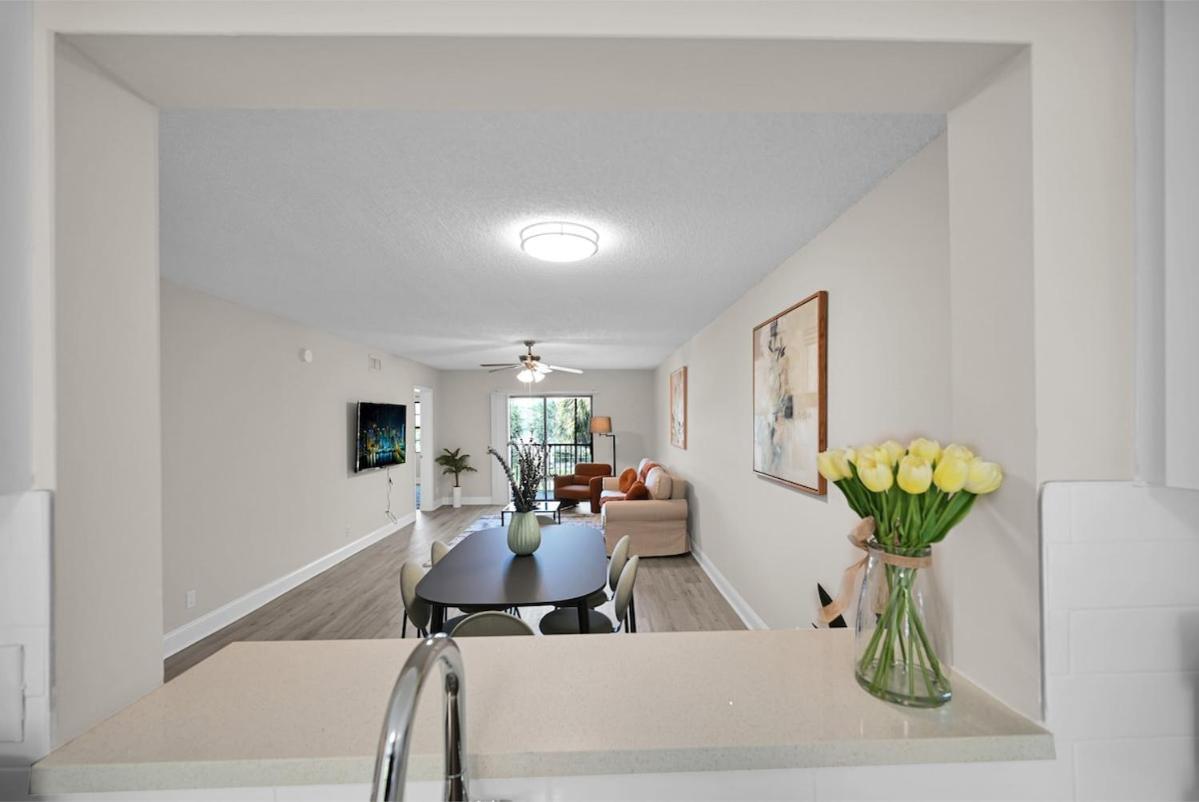 Delray Retreat Pool Free Parking Apartment