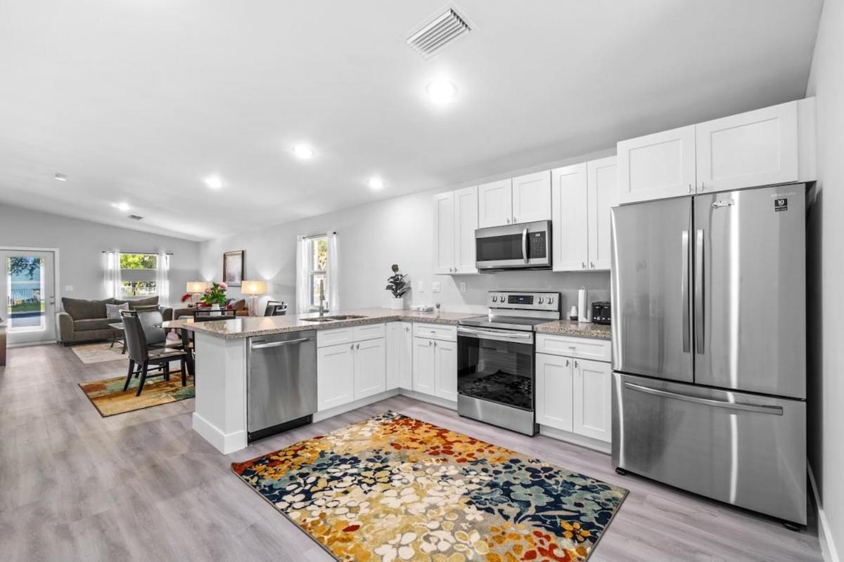Holiday home Close To Atlantic Ave, Beach! Hot Tub-5 Beds-king