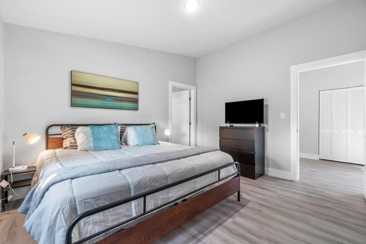 Close To Atlantic Ave, Beach! Hot Tub-5 Beds-king Holiday home *