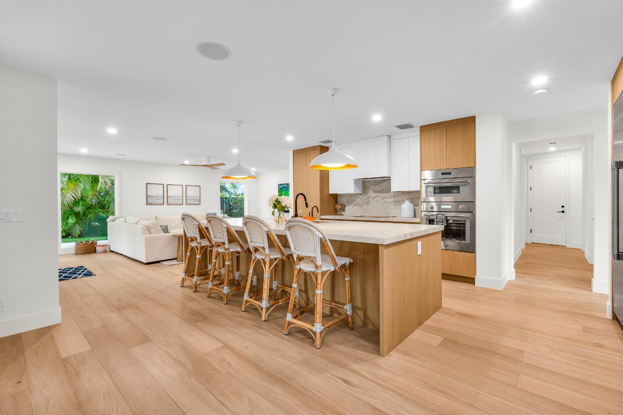 Spacious, Elegant 5 Bed, Pool, New, Close To And Atlantic Ave Holiday home