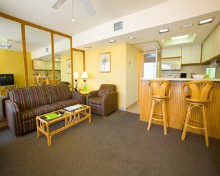 The Dover House 3*