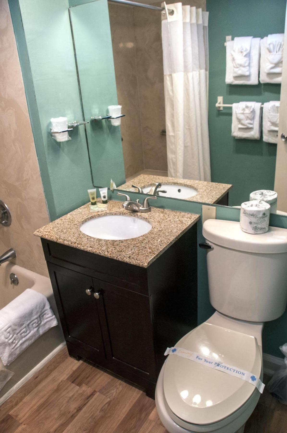 Resort The Dover House 3*