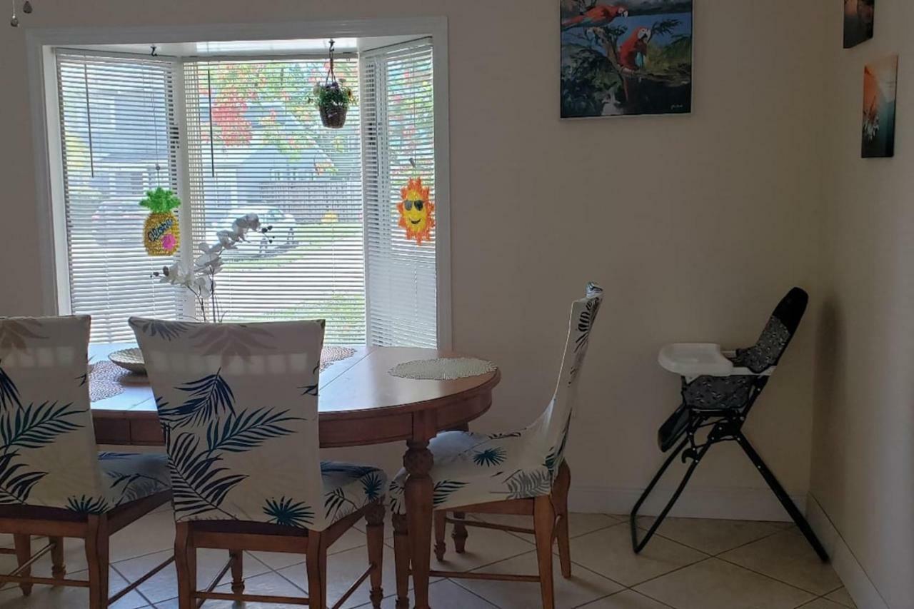 Beautiful Spacious And Luxury Delray House! Near The Beach! Holiday home *