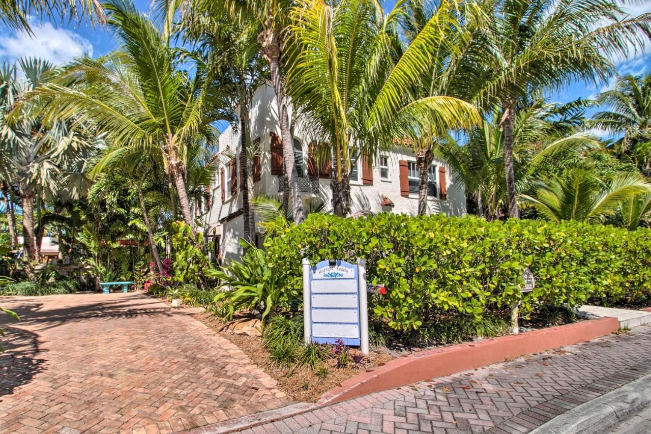 Zen With Pool And Tropical Bar By Atlantic Ave Apartment