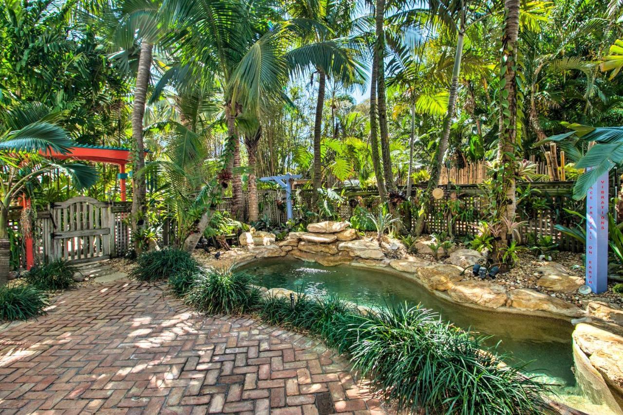 Zen With Pool And Tropical Bar By Atlantic Ave Apartment *