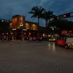 Wow Tiny Home -- Bch & Downtown 2Mi Away