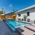 La Vida Delray #4-Lux W/Heated Pool-Best Location!