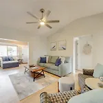 Bright Home Near Atlantic Ave And Delray Beach!