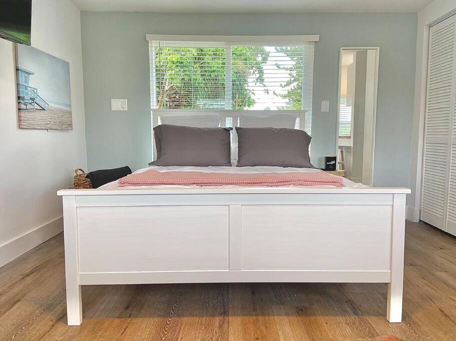 Private Tiny House For 1 Or 2 Near Downtown Delray And Beach * Delray Beach