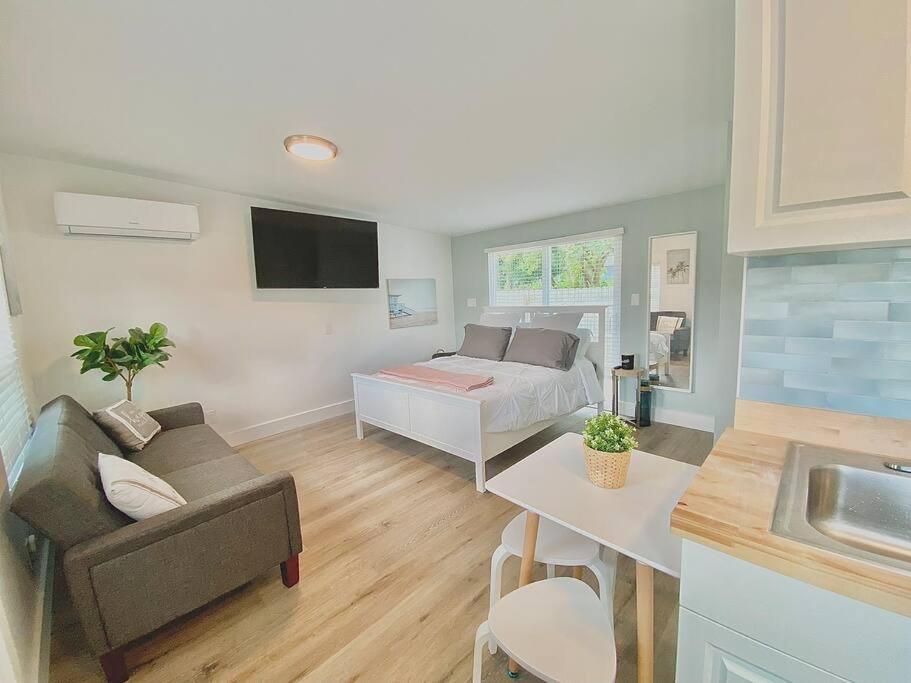 Holiday home Private Tiny House For 1 Or 2 Near Downtown Delray And Beach
