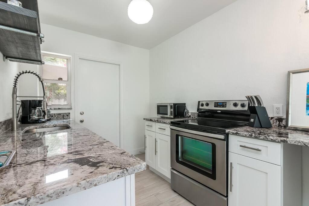 La Vida Delray #4-lux W/heated Pool-best Location! Apartment Delray Beach