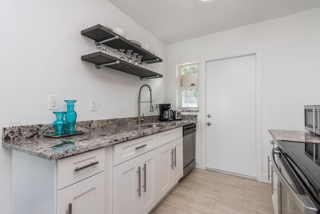La Vida Delray #4-lux W/heated Pool-best Location! * Delray Beach