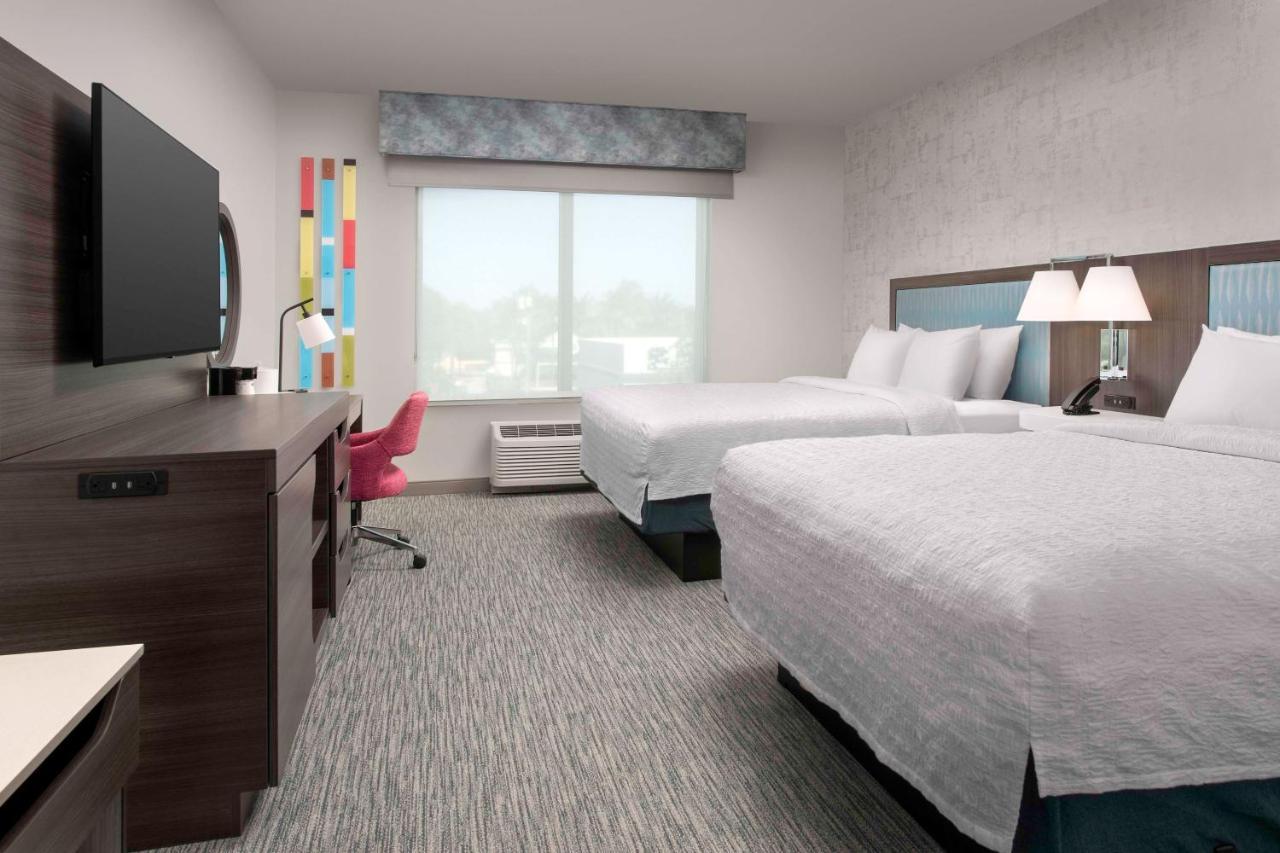 Hampton Delray Hotel
