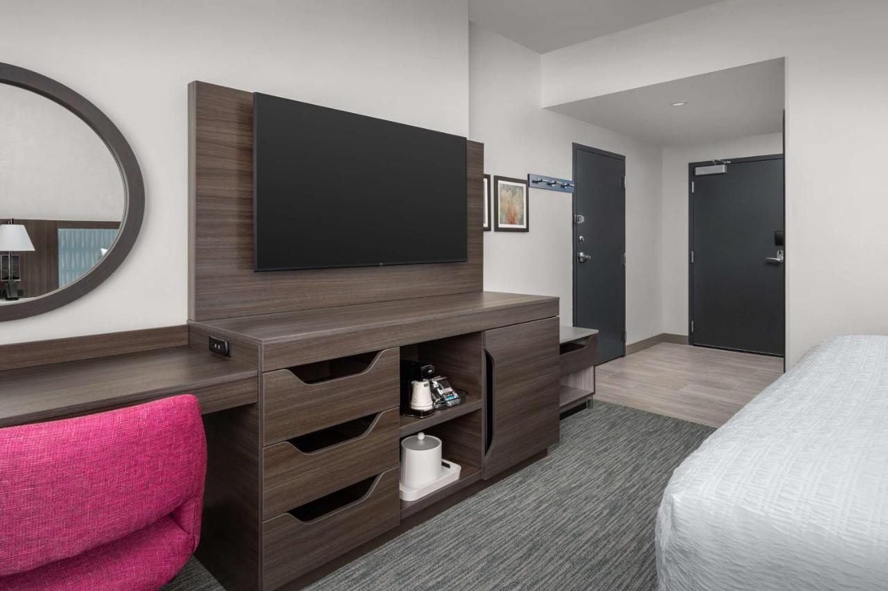 Hampton Delray 3*