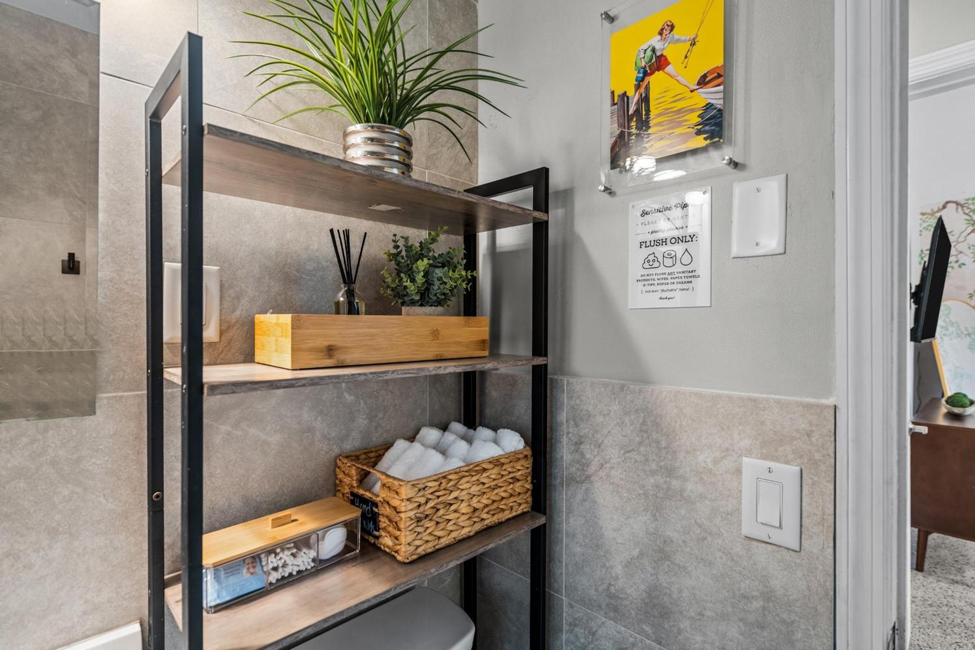 Apartment Bali Inspired With Heated Pool, Sauna And Hot Tub! Close To And Atlantic Ave