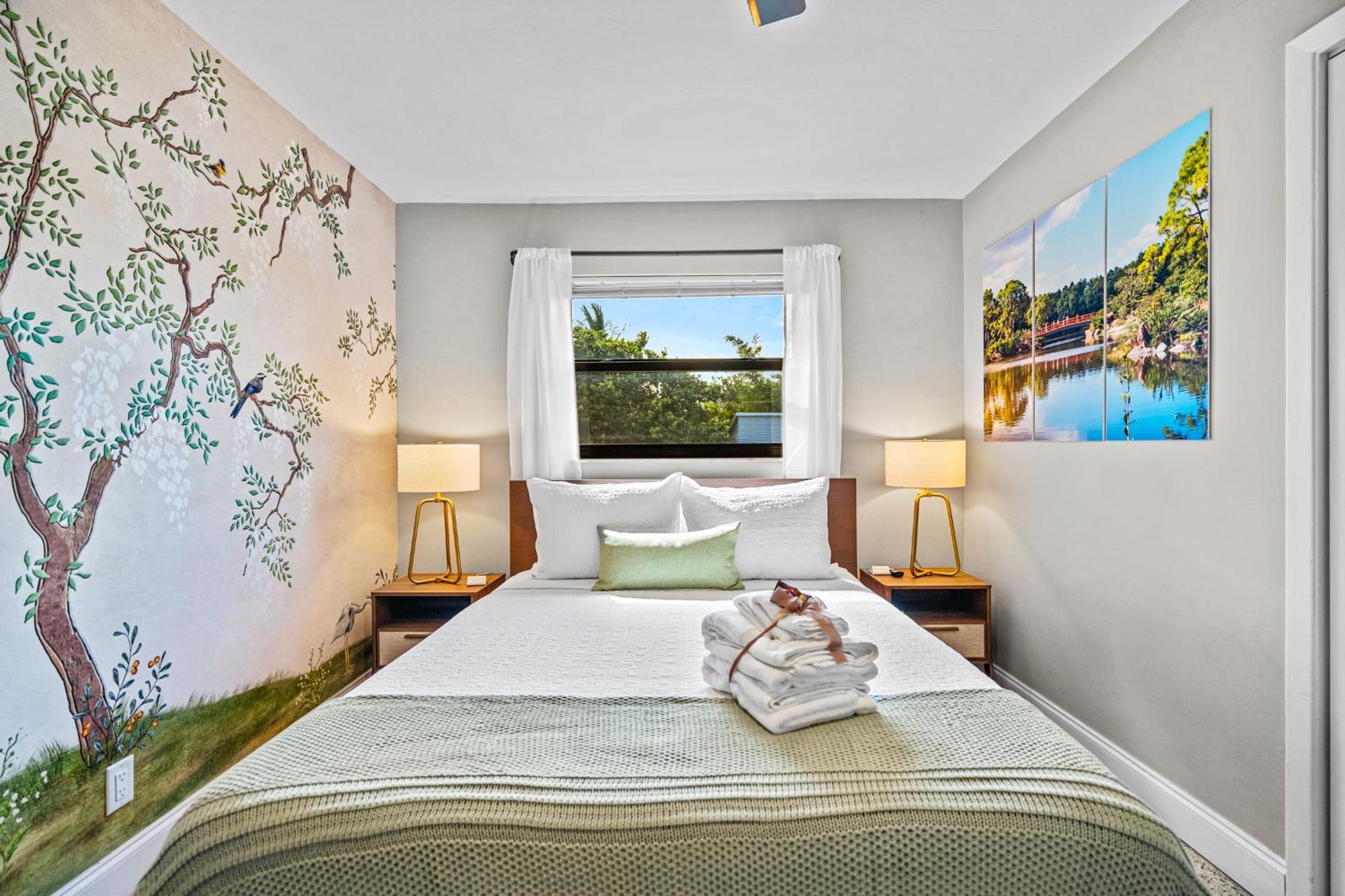 Bali Inspired With Heated Pool, Sauna And Hot Tub! Close To And Atlantic Ave