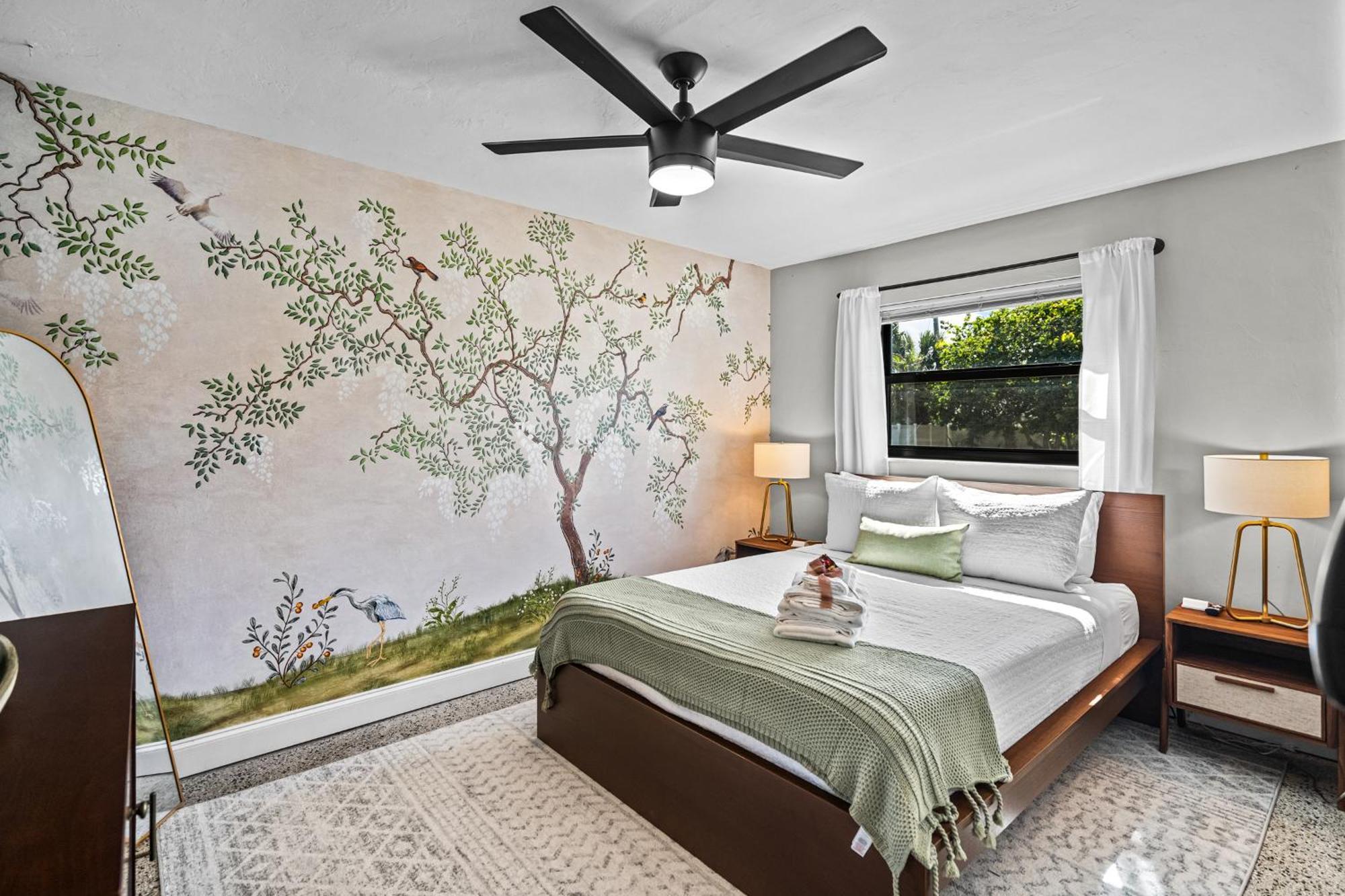 Bali Inspired With Heated Pool, Sauna And Hot Tub! Close To And Atlantic Ave Apartment