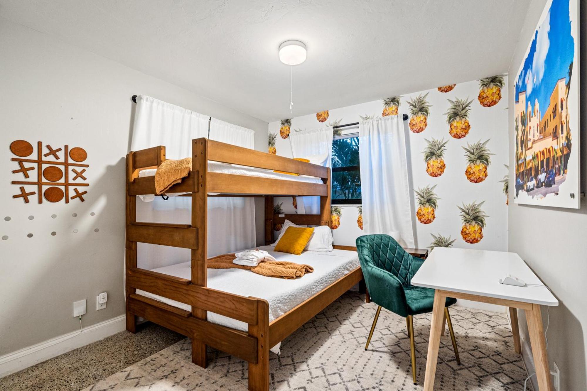 Bali Inspired With Heated Pool, Sauna And Hot Tub! Close To And Atlantic Ave *