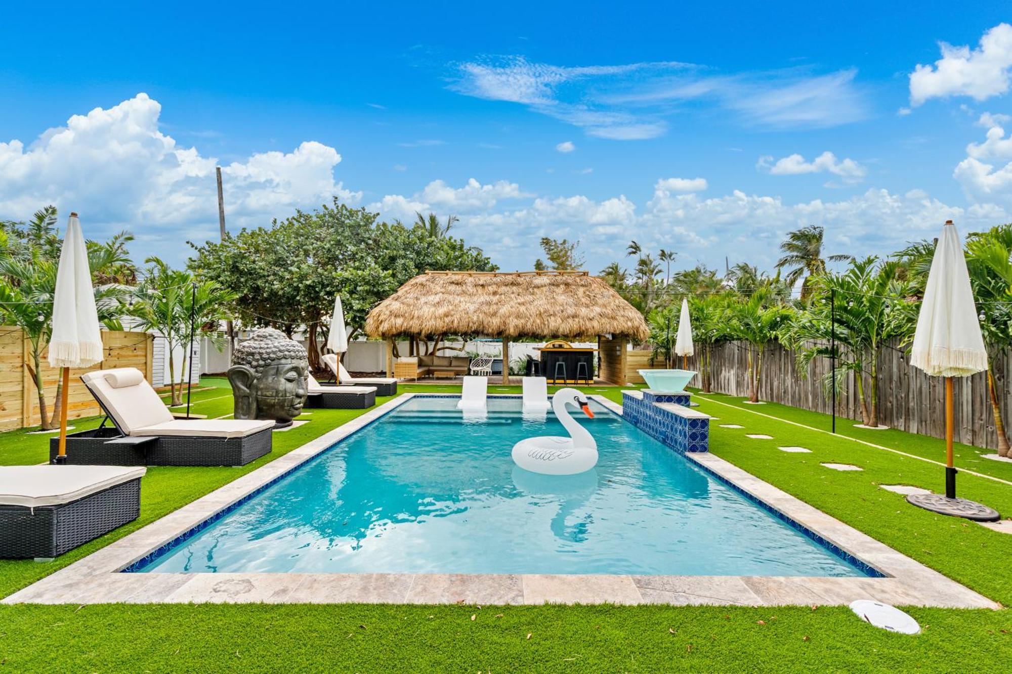 Bali Inspired With Heated Pool, Sauna And Hot Tub! Close To And Atlantic Ave Delray Beach