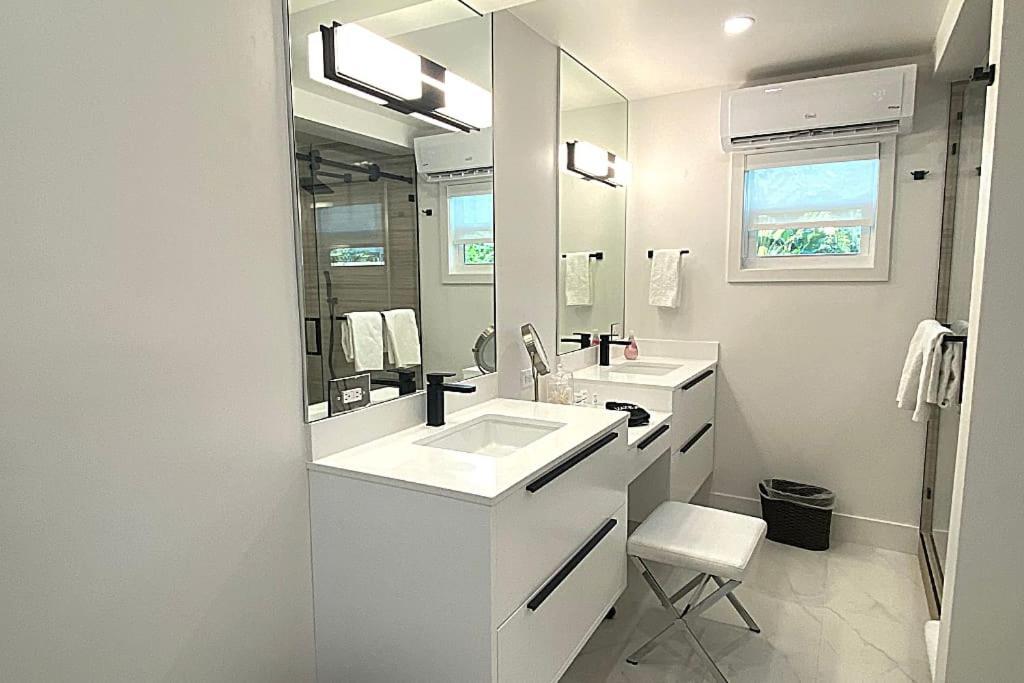 Modern House, Heated Saltwater Pool & Delray Beach
