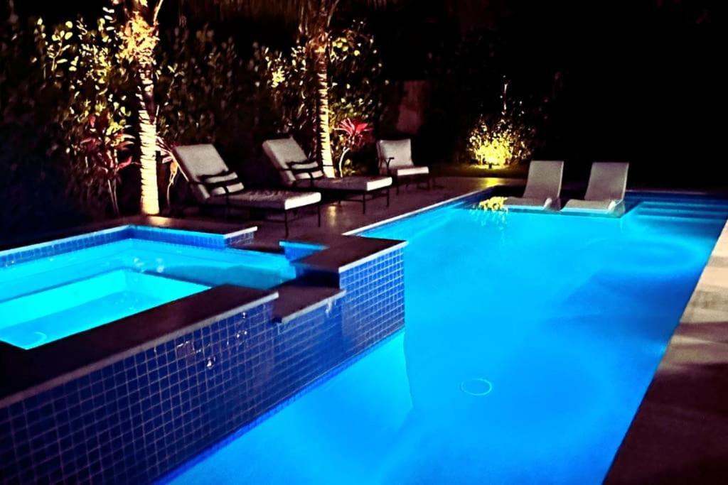 Modern House, Heated Saltwater Pool & Holiday home Delray Beach