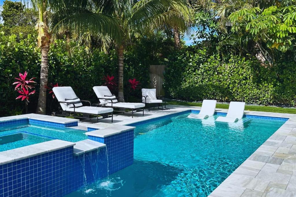 Modern House, Heated Saltwater Pool &