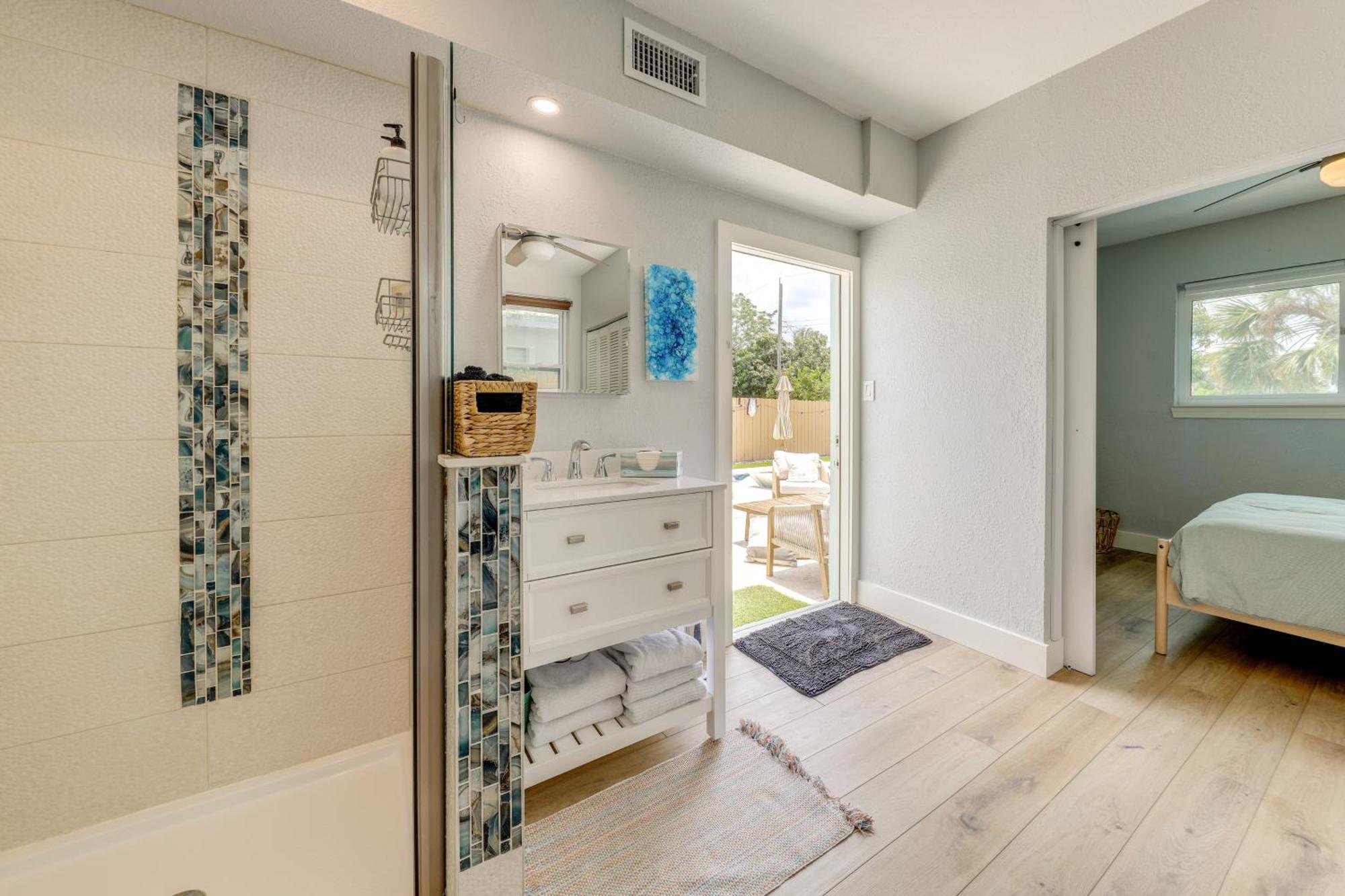 Bright Near Atlantic Ave And Delray Beach! * Delray Beach