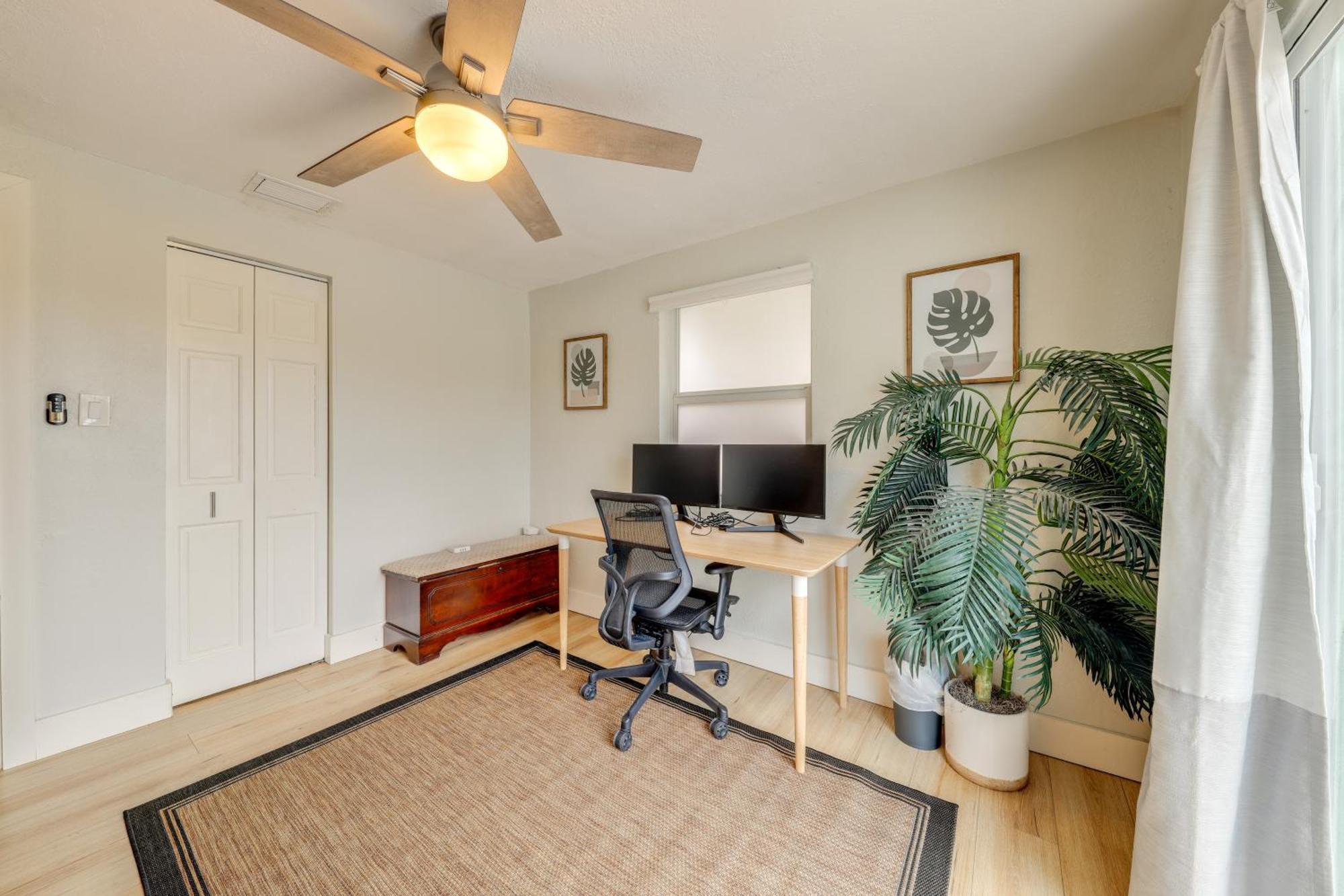 Bright Near Atlantic Ave And Delray Beach! Holiday home