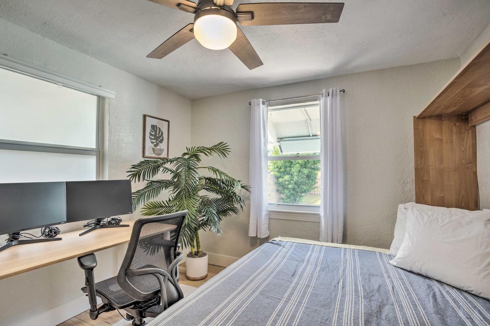 Bright Near Atlantic Ave And Delray Beach! Holiday home *