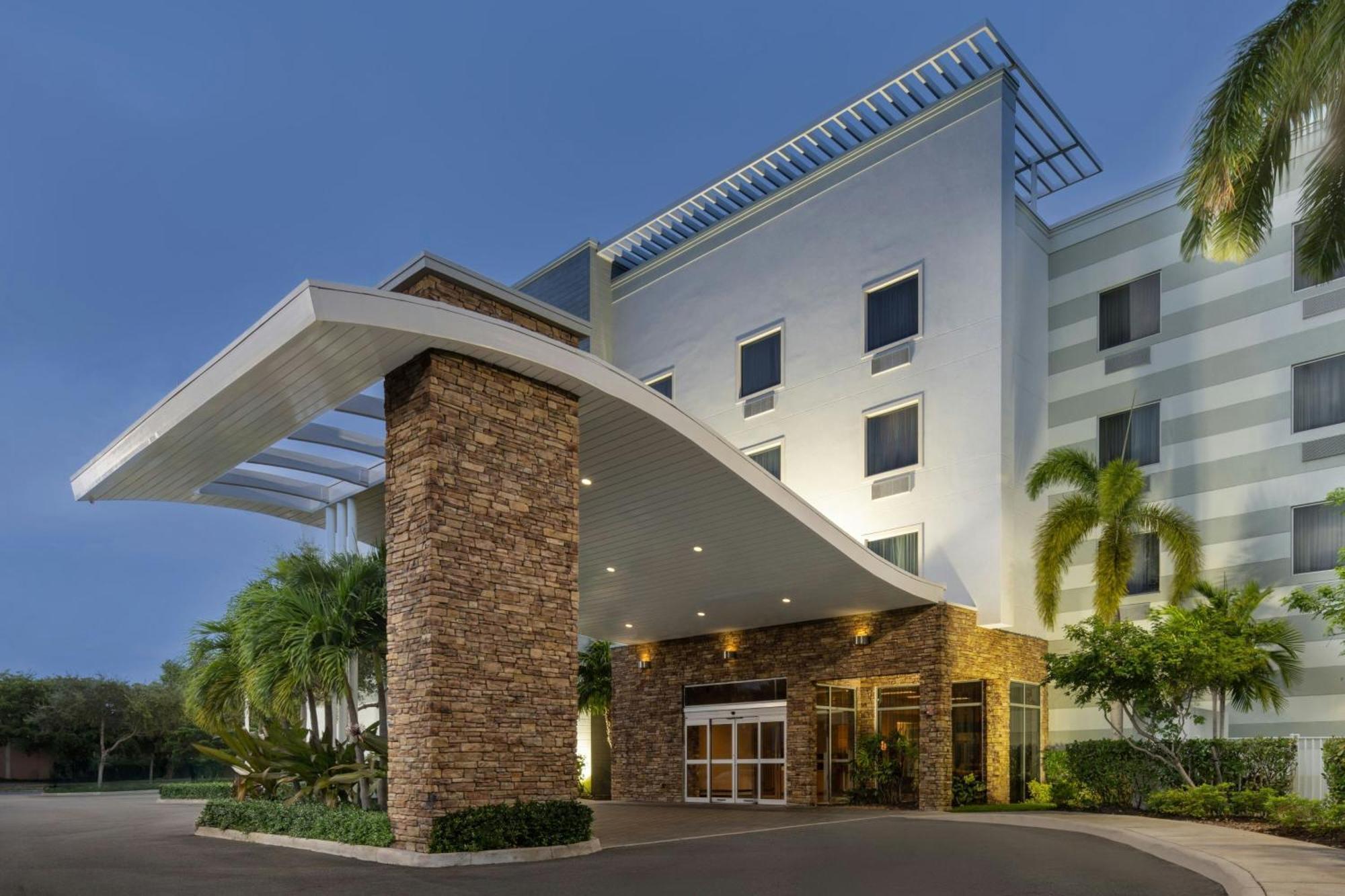 Fairfield & By Marriott Delray I-95 Hotel Delray Beach