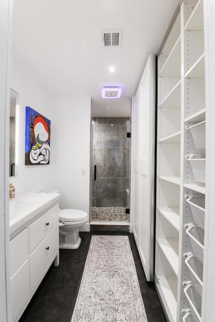 Artistic Retreat, King With Private Balcony! Delray Beach