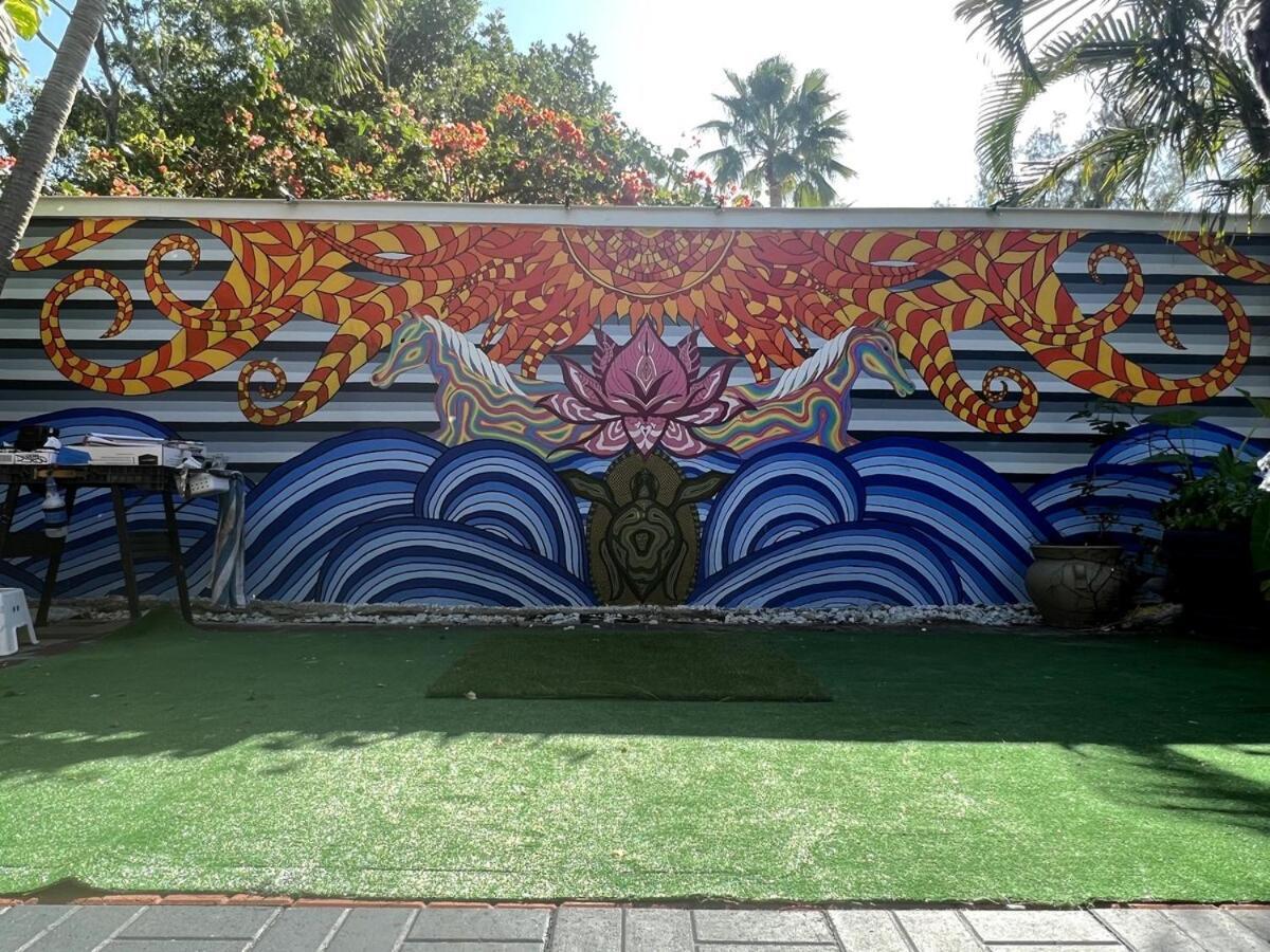 Artistic Retreat, King With Private Balcony! Apartment Delray Beach