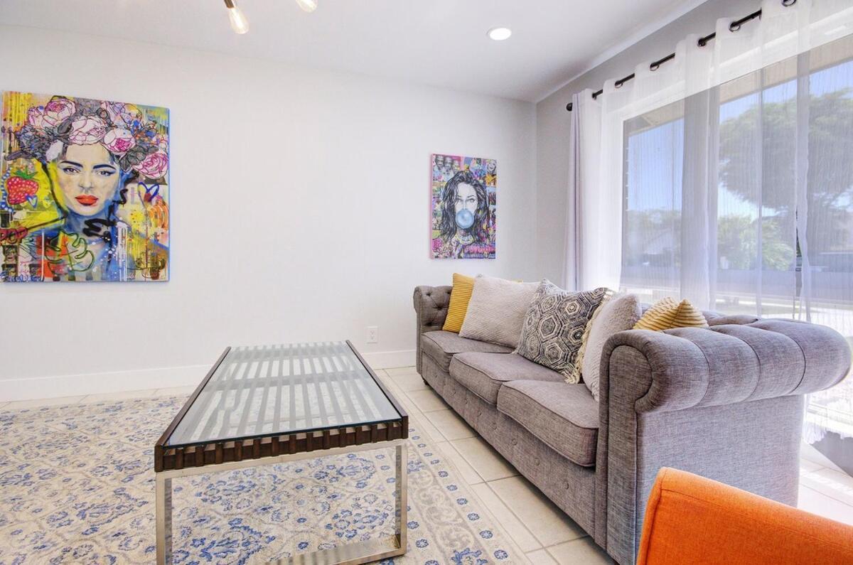 Blissful Retreat Yard, Plunge Pool, Canal Access *