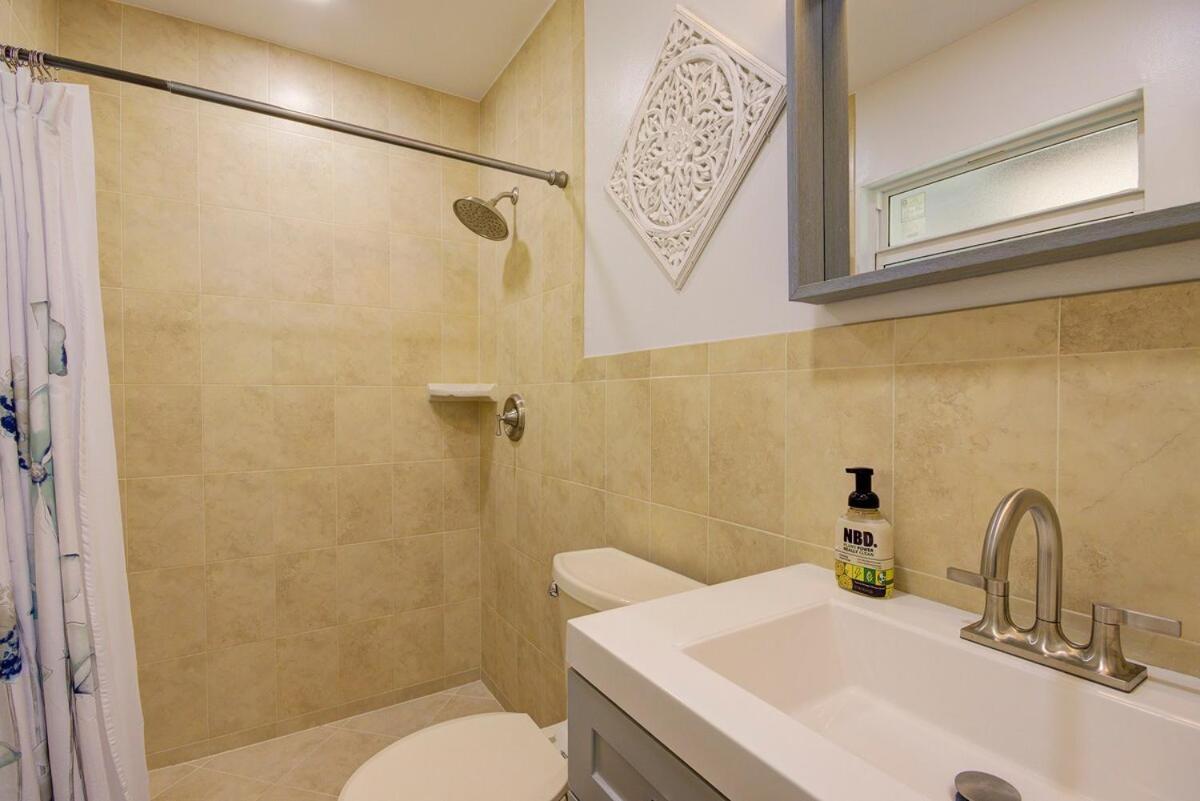 Blissful Retreat Yard, Plunge Pool, Canal Access Holiday home *