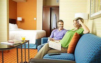 Hotel Fairfield & By Marriott Delray I-95